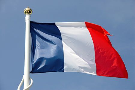 TotalEnergies commits to a large-scale fuel price reduction programme until year-end for all of its service stations in France