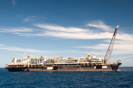 Shell Marine launches 24/7 onboard monitoring service to improve vessel uptime in shipping